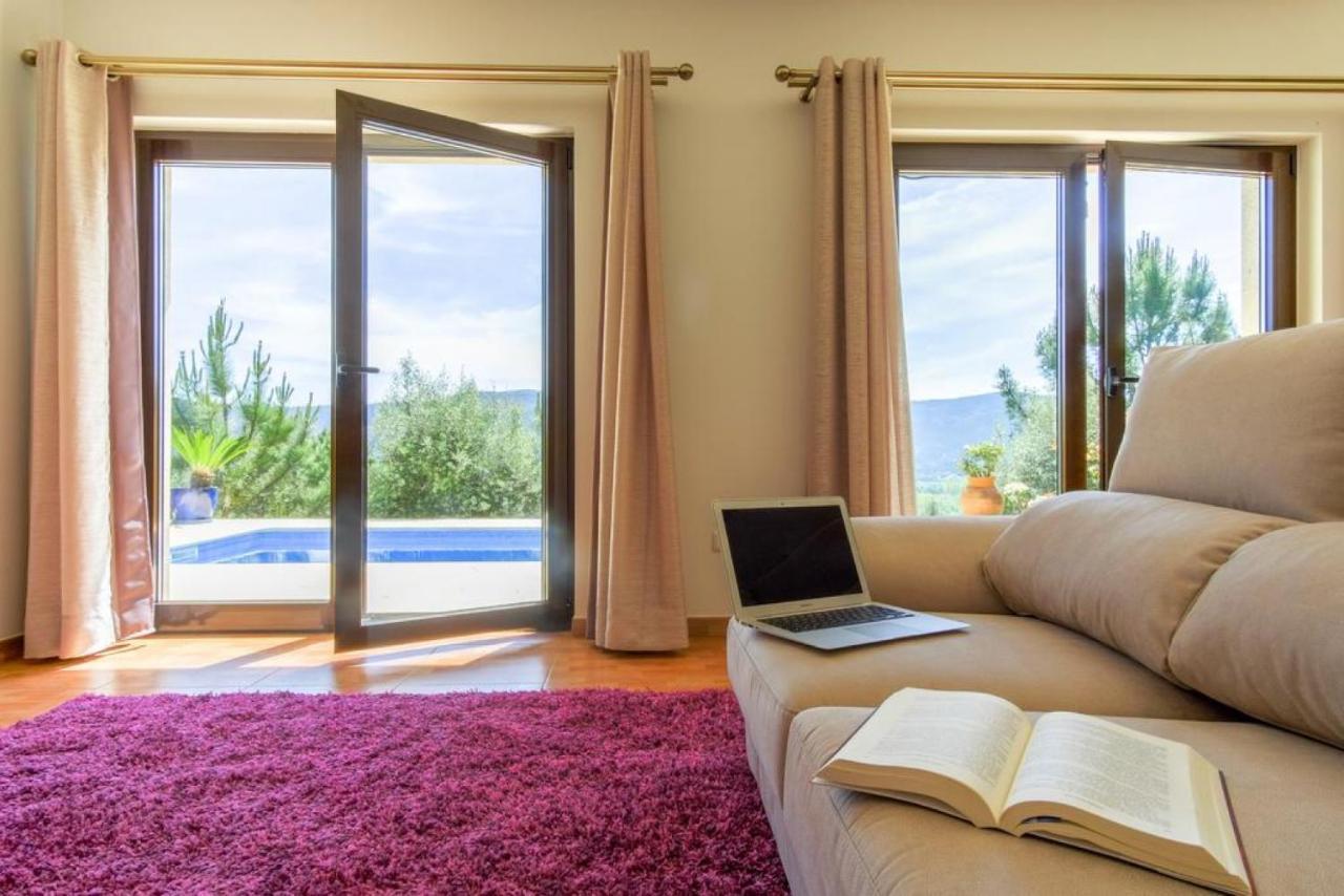 Deville Luxury Retreat Каминя Екстериор снимка