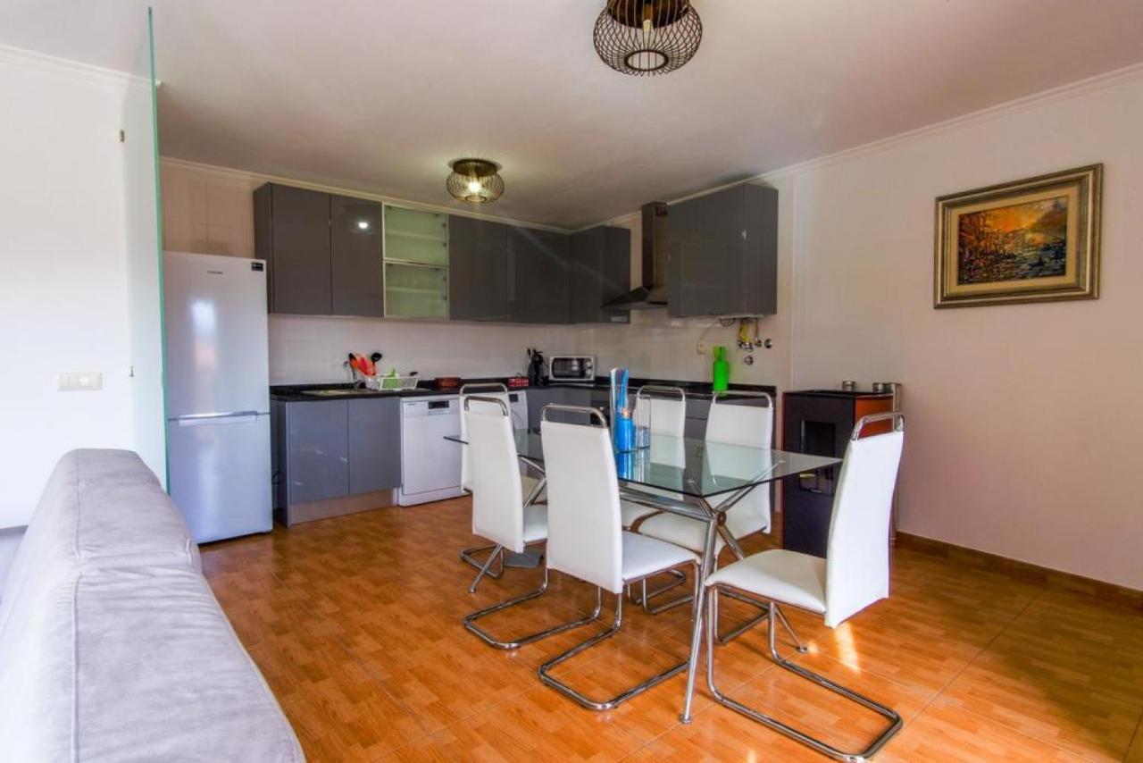 Deville Luxury Retreat Каминя Екстериор снимка