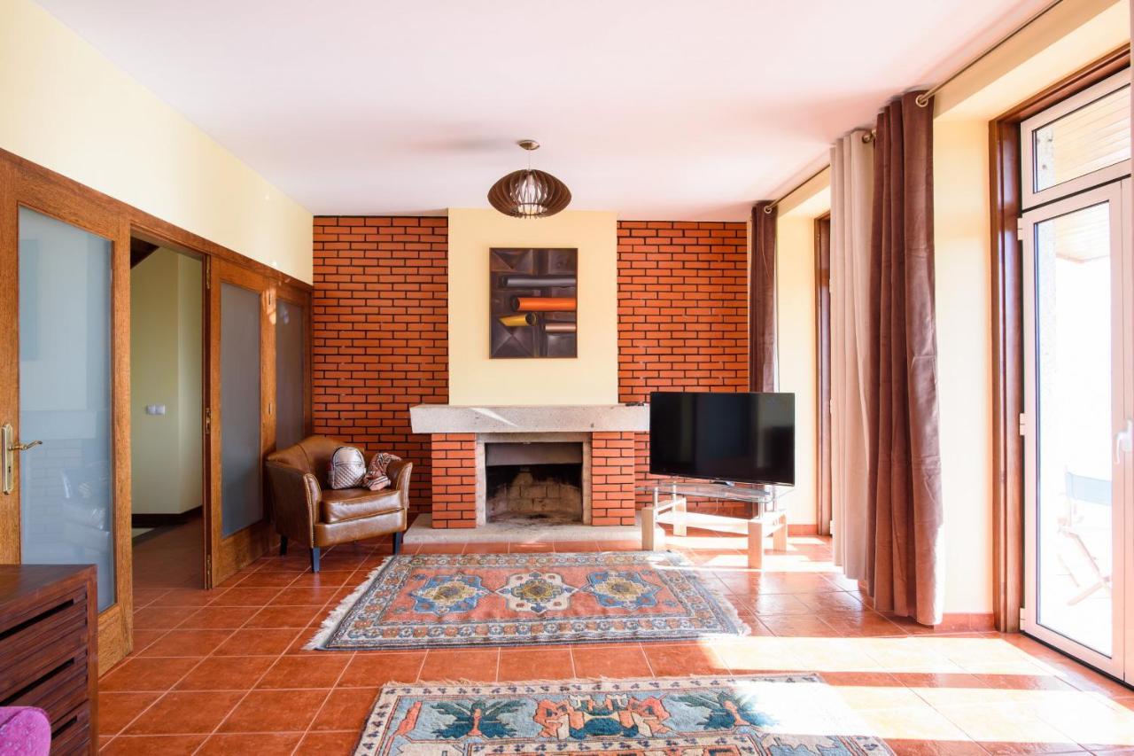 Deville Luxury Retreat Каминя Екстериор снимка