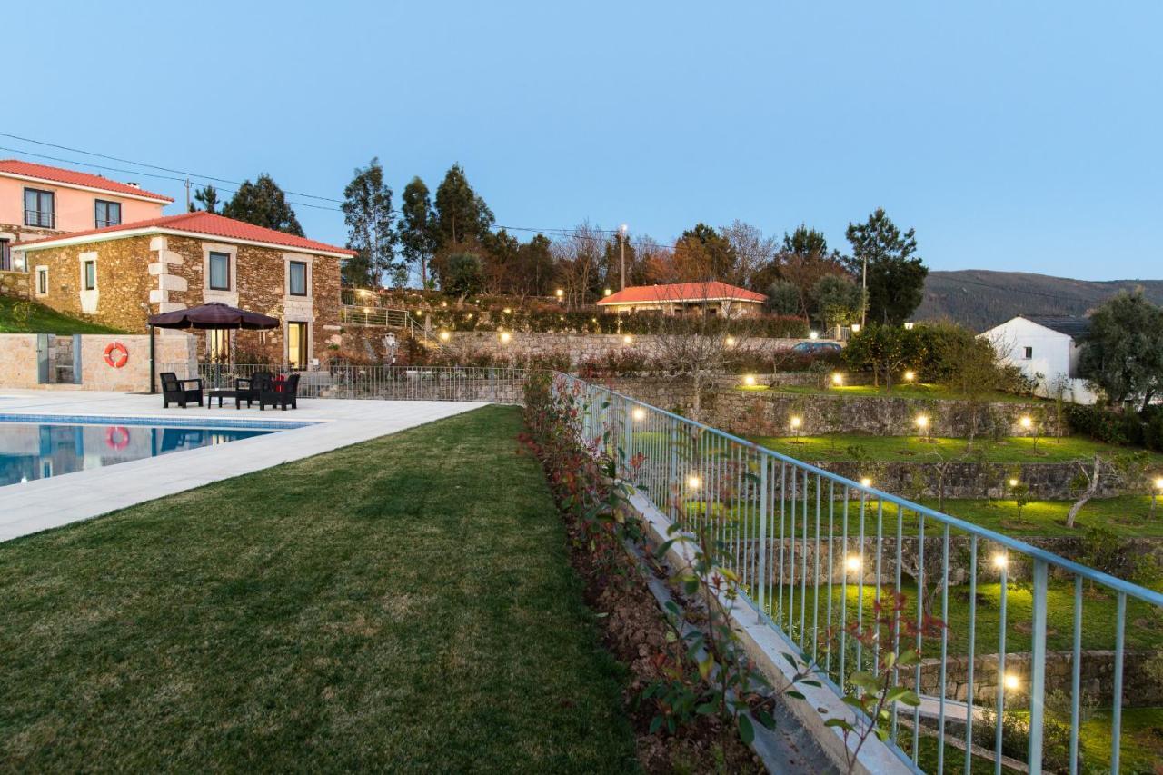 Deville Luxury Retreat Каминя Екстериор снимка