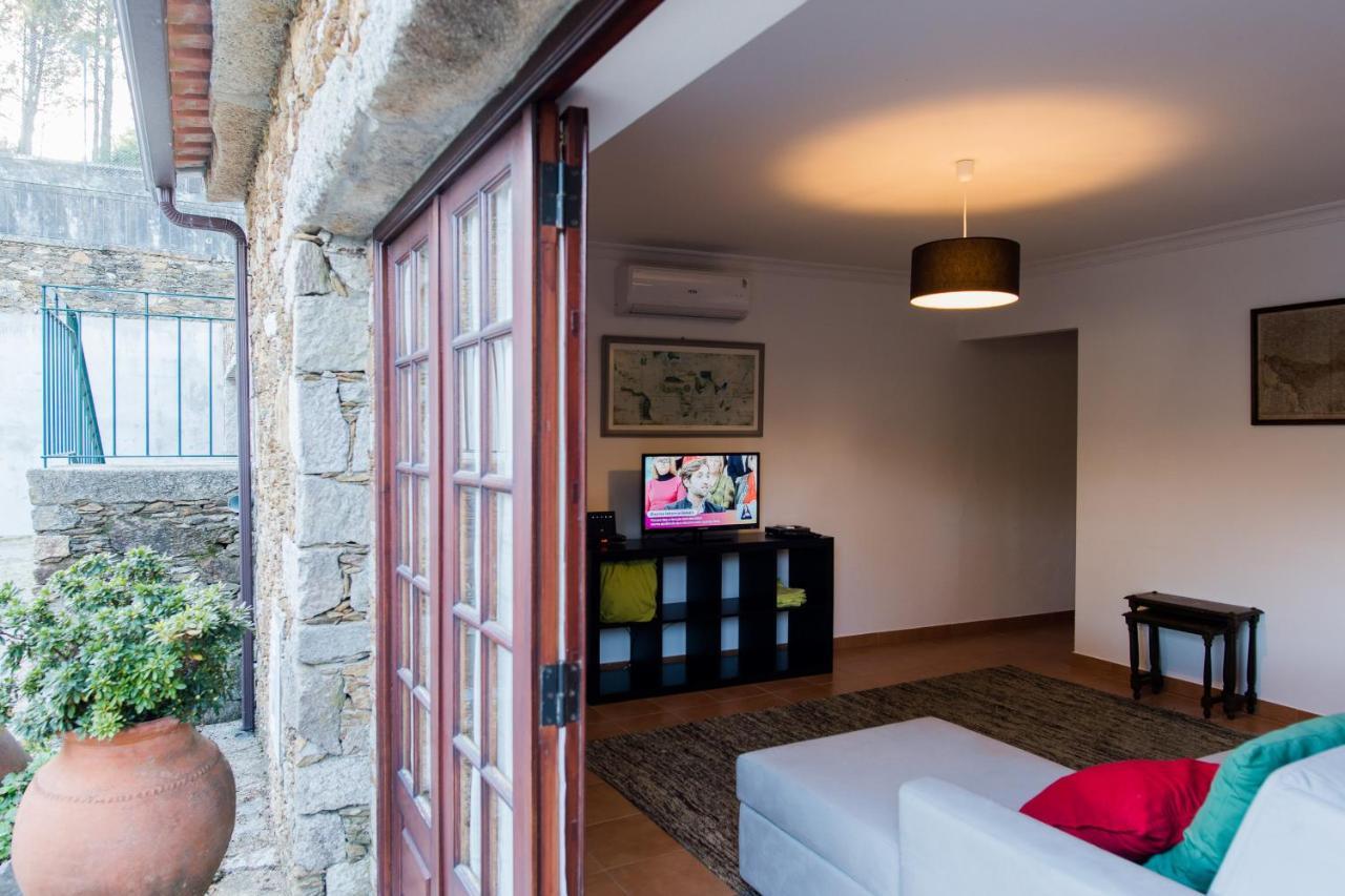 Deville Luxury Retreat Каминя Екстериор снимка